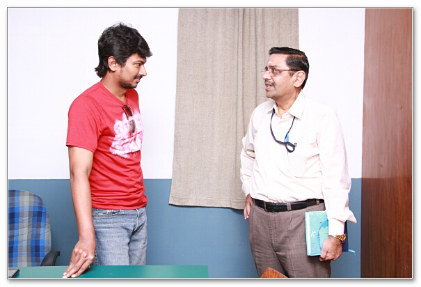 BEHINDWOODS ORU KAL ORU KANNADI CONTEST - IMAGES